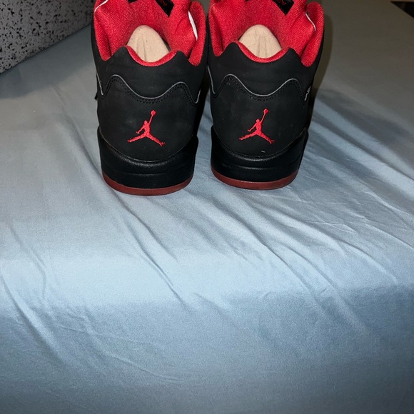 Jordan 5 Alternate - Picture 4 of 5